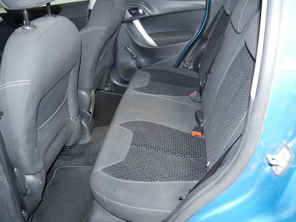 Citroën C3 1.4i  4x4