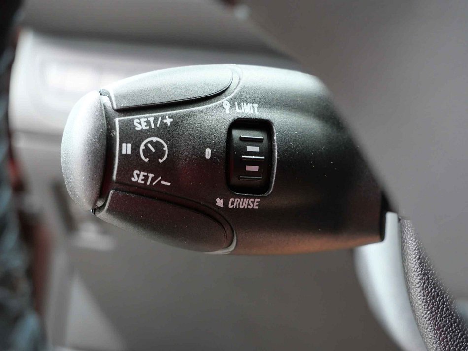 Peugeot 2008 1.4HDi Active