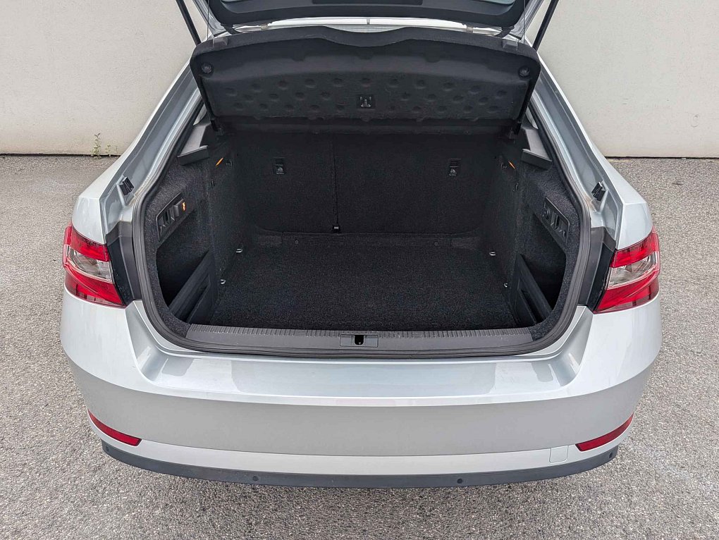 Škoda Superb III 2.0TDi Active