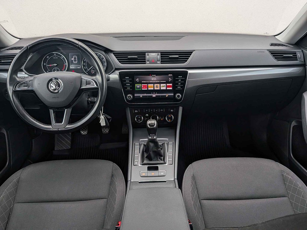 Škoda Superb III 2.0TDi Active