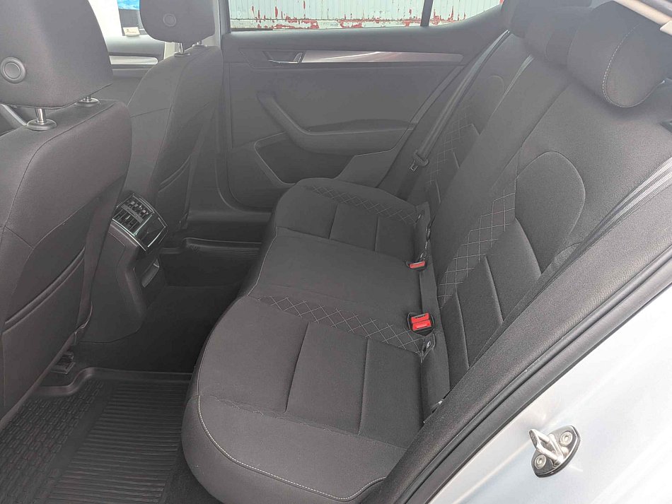 Škoda Superb III 2.0TDi Active
