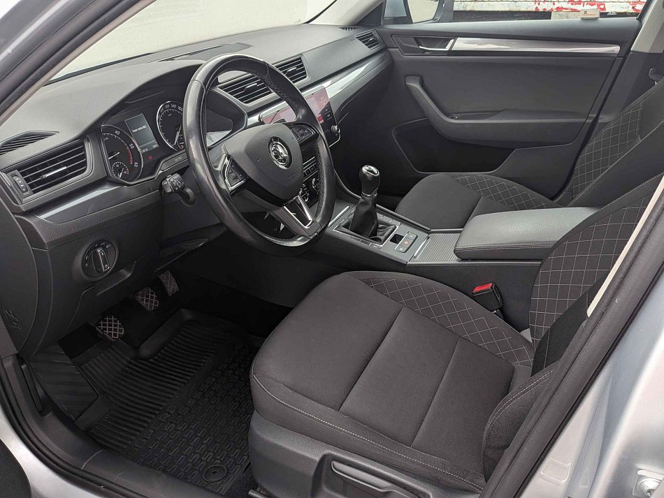 Škoda Superb III 2.0TDi Active