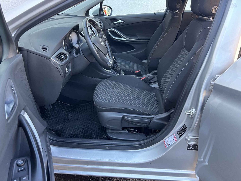 Opel Astra 1.6CDTi 