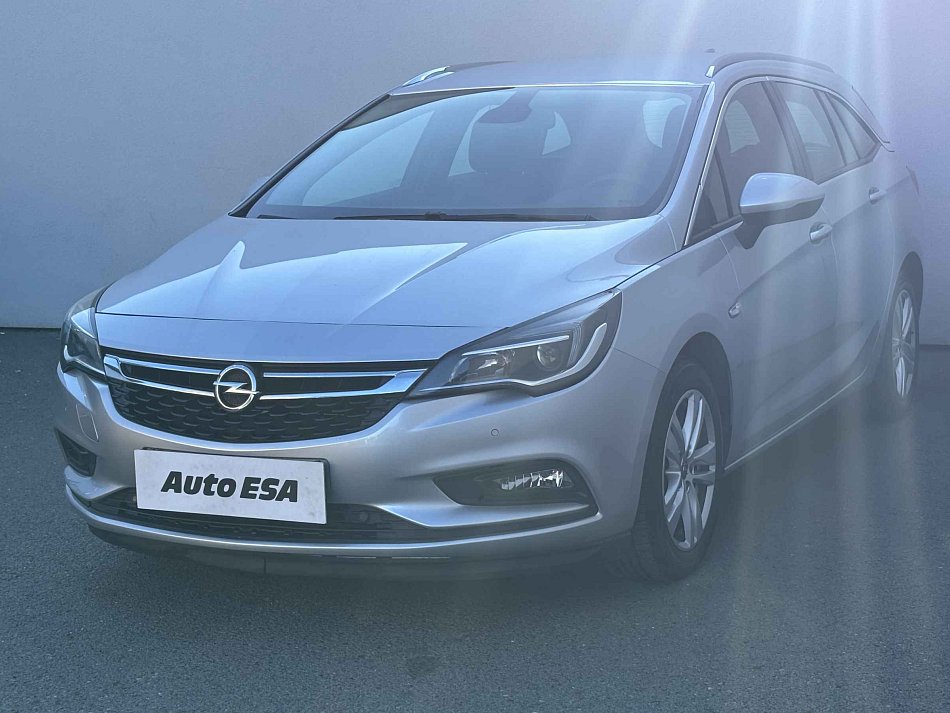 Opel Astra 1.6CDTi 
