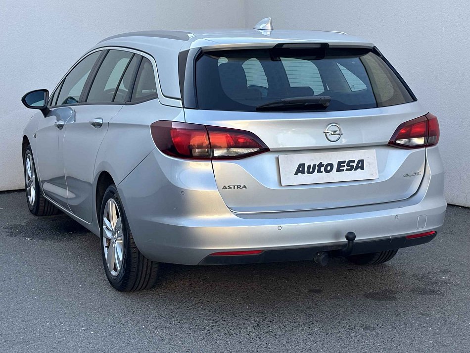 Opel Astra 1.6CDTi 