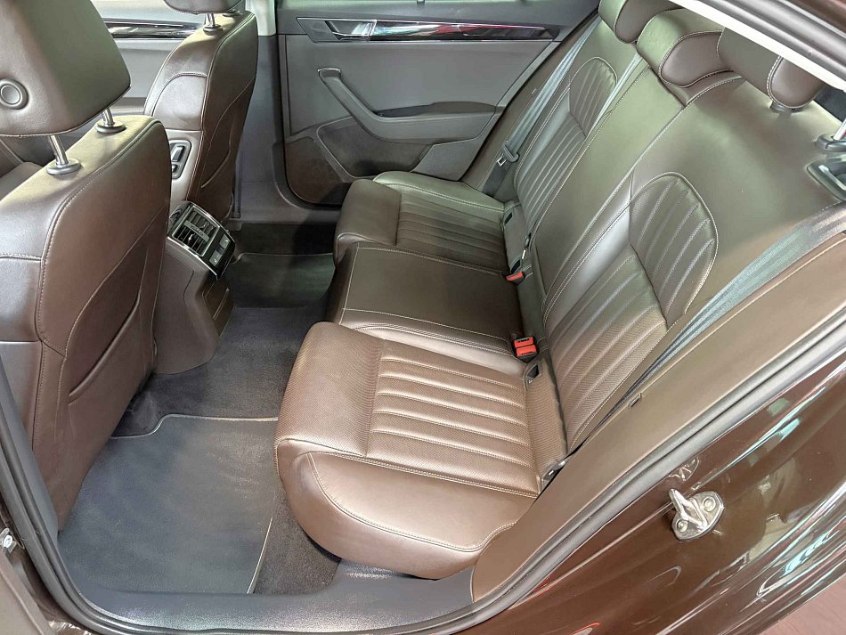 Škoda Superb III 2.0 TDi  4x4