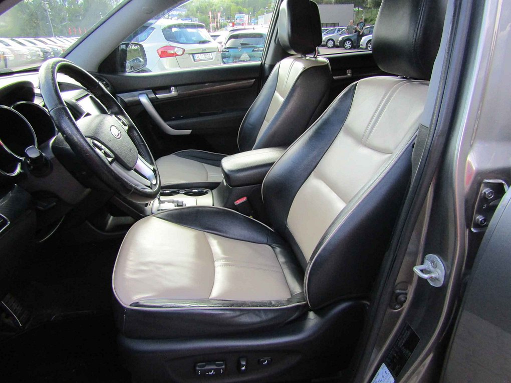 Kia Sorento 2.2 CRDI  4x4, 7míst