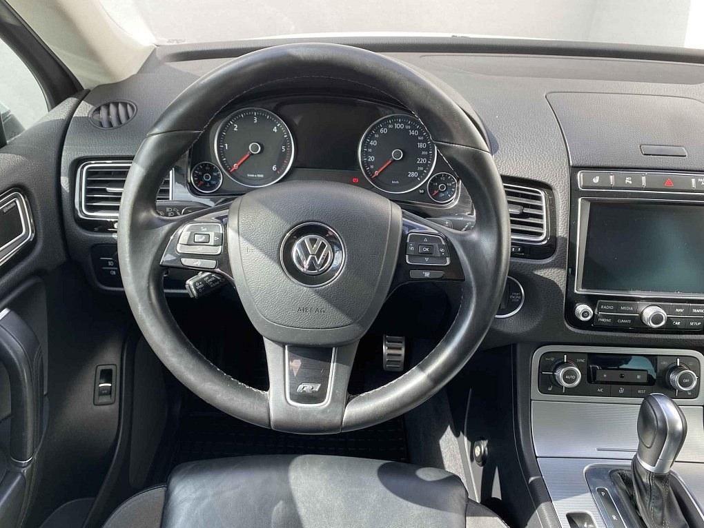 Volkswagen Touareg 3.0TDi R-Line 4x4