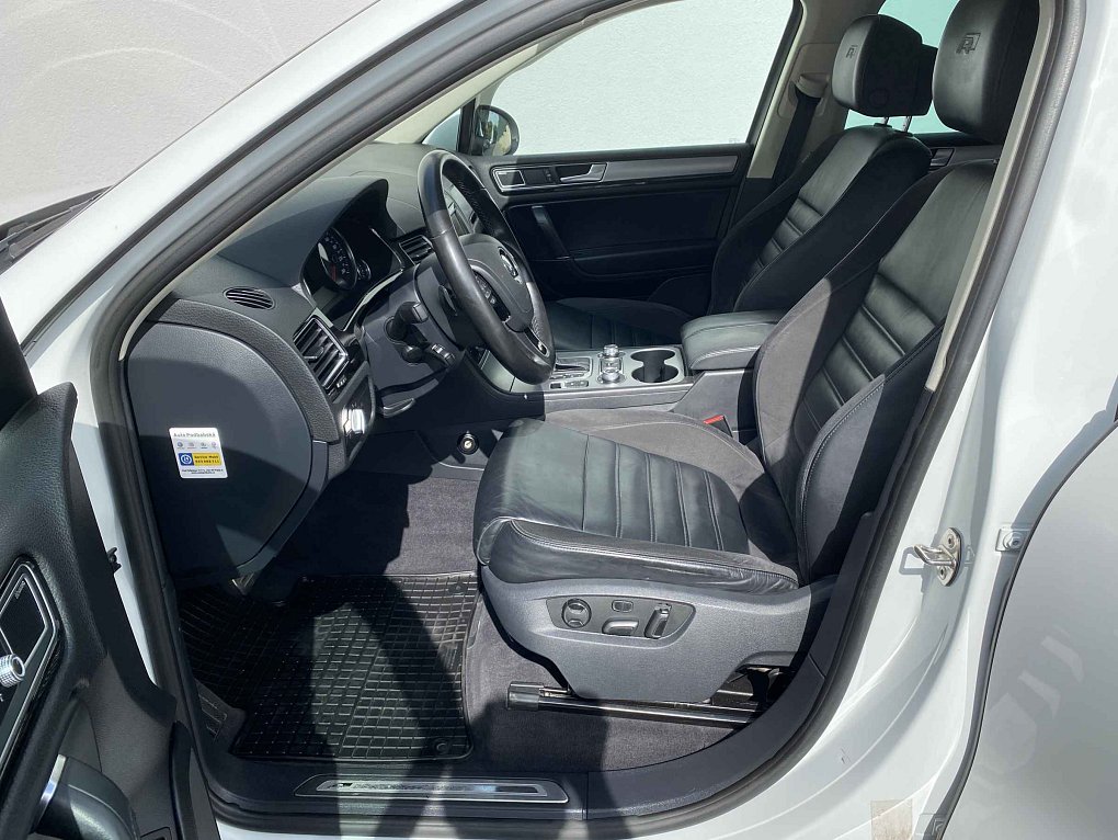 Volkswagen Touareg 3.0TDi R-Line 4x4