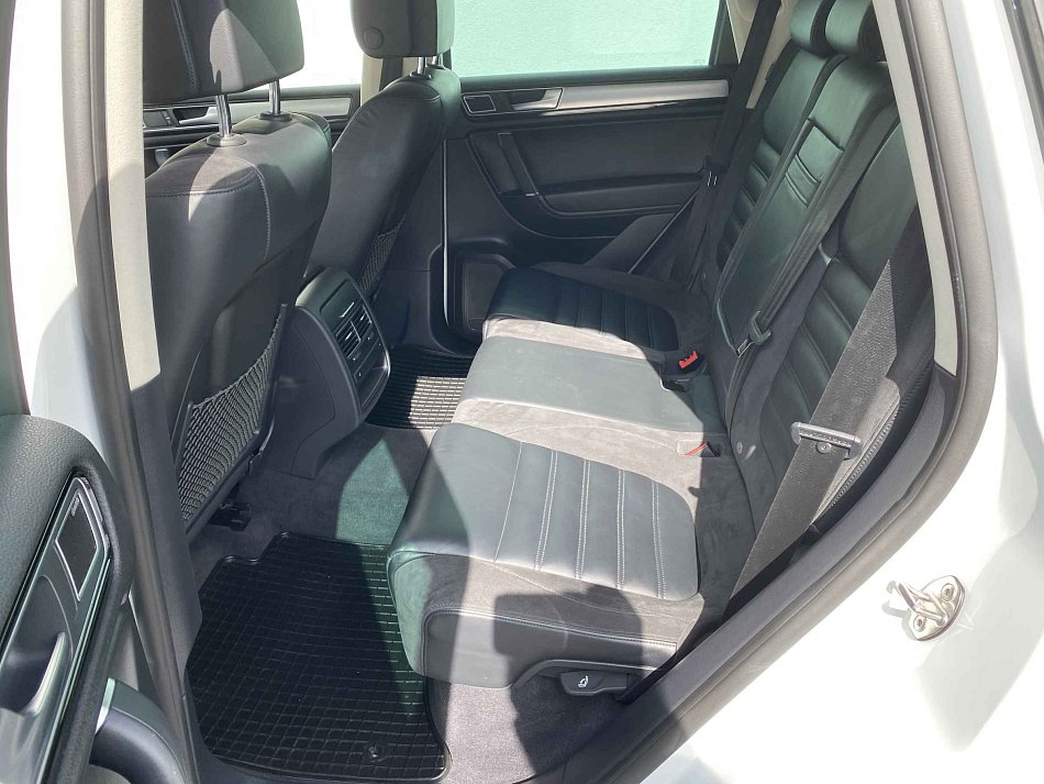 Volkswagen Touareg 3.0TDi R-Line 4x4