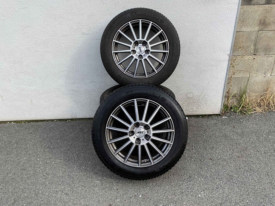 Mercedes-Benz GLA 2.0 D  220d