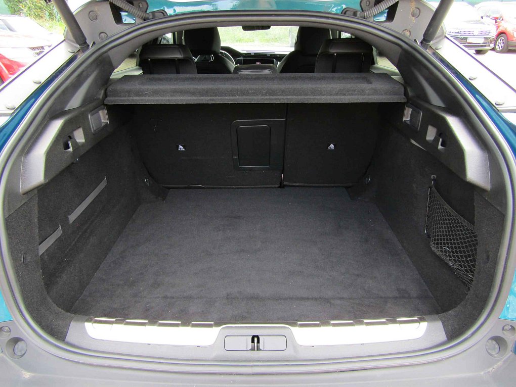 Peugeot 408 1.2 PT 