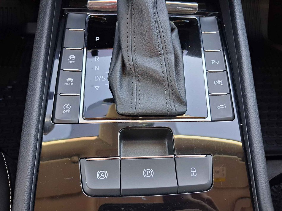 Škoda Superb III 2.0 TDi L&K