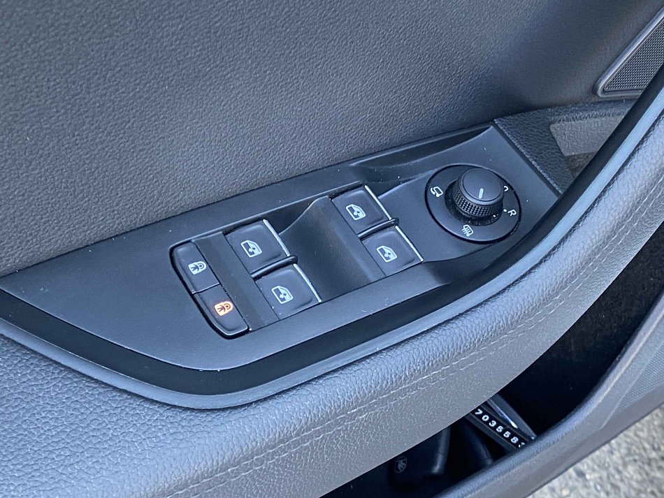 Škoda Superb III 2.0 TDi L&K
