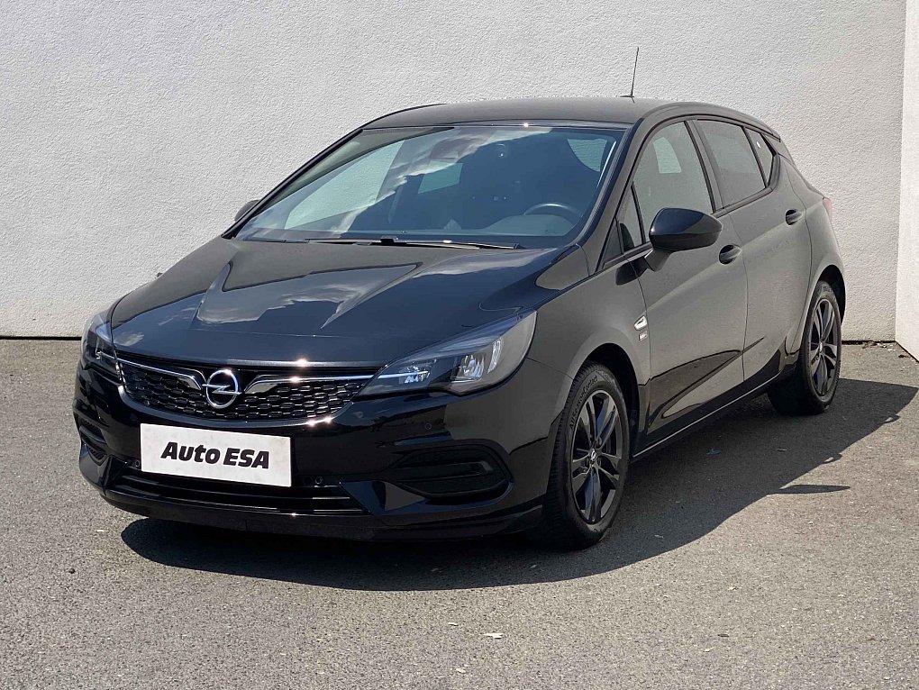 Opel Astra 1.2 T 