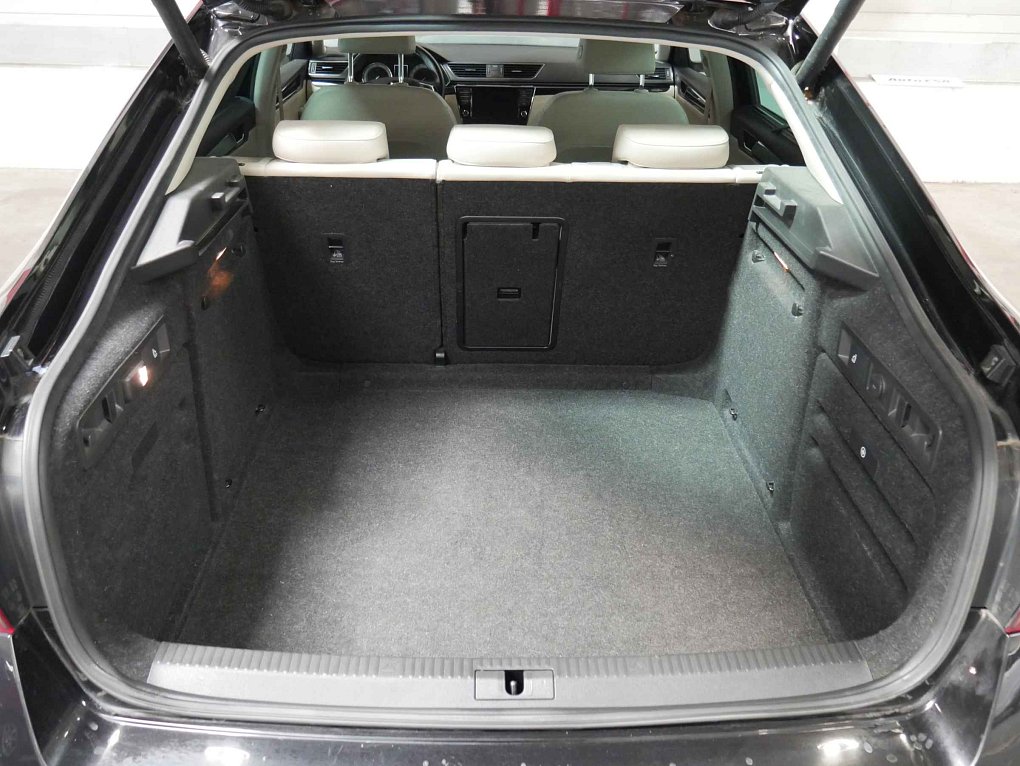Škoda Superb III 2.0 TDi L&K