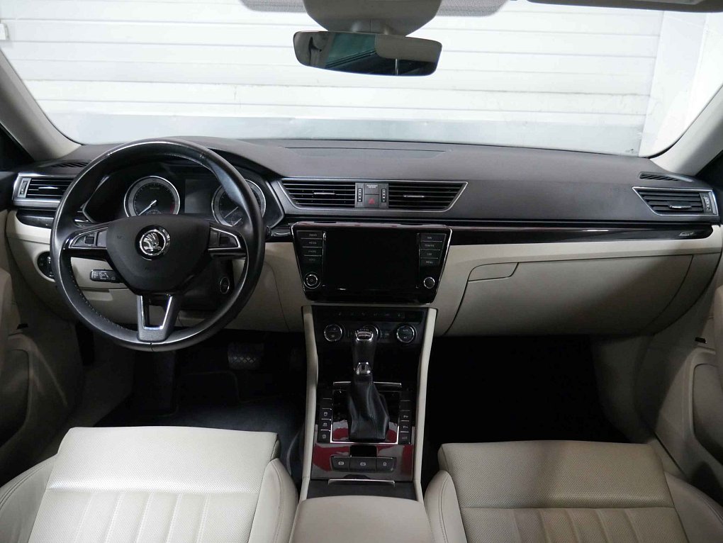 Škoda Superb III 2.0 TDi L&K