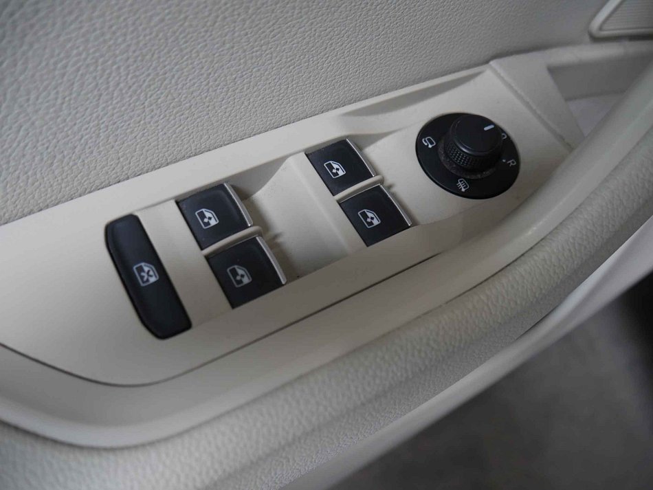 Škoda Superb III 2.0 TDi L&K