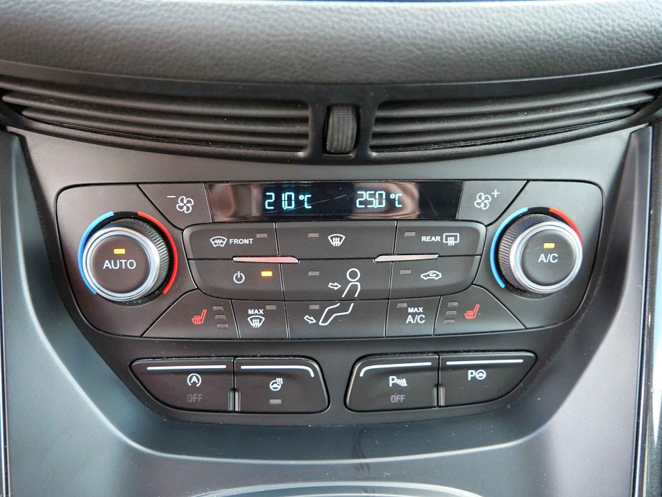 Ford Kuga 1.5EB 