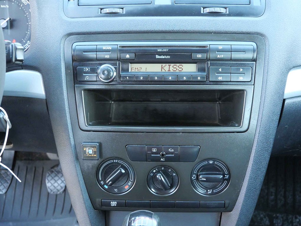 Škoda Octavia II 1.6 MPi 