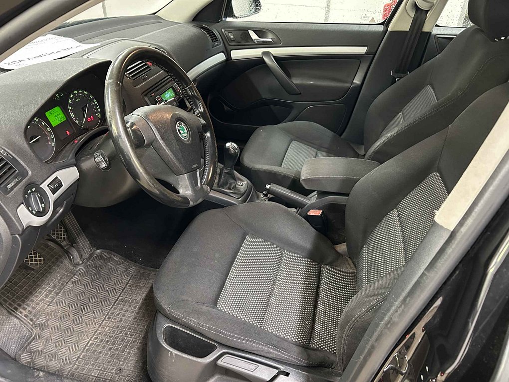 Škoda Octavia II 2.0 TDi Sport Sport
