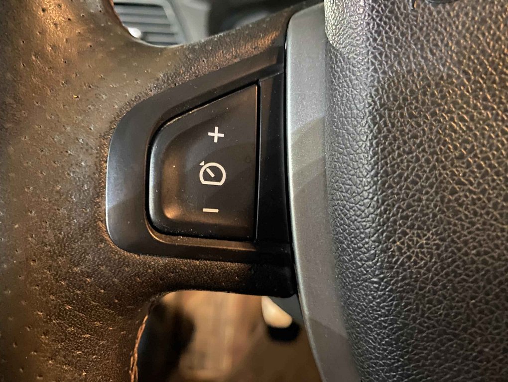 Renault Laguna 2.0 dCi  4Control