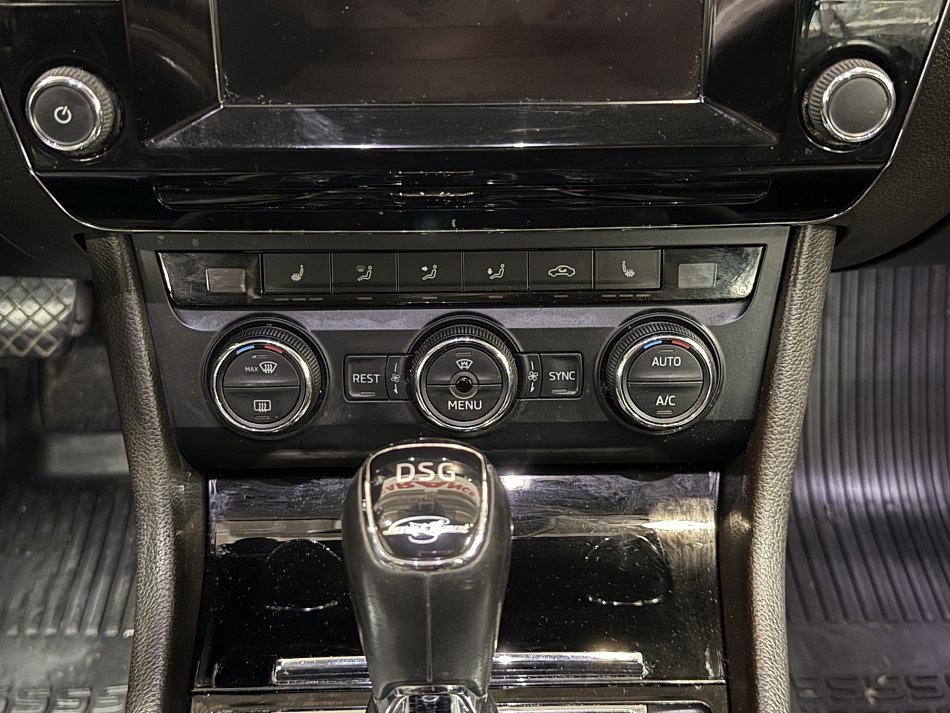 Škoda Superb III 2.0 TDi L&K 4x4