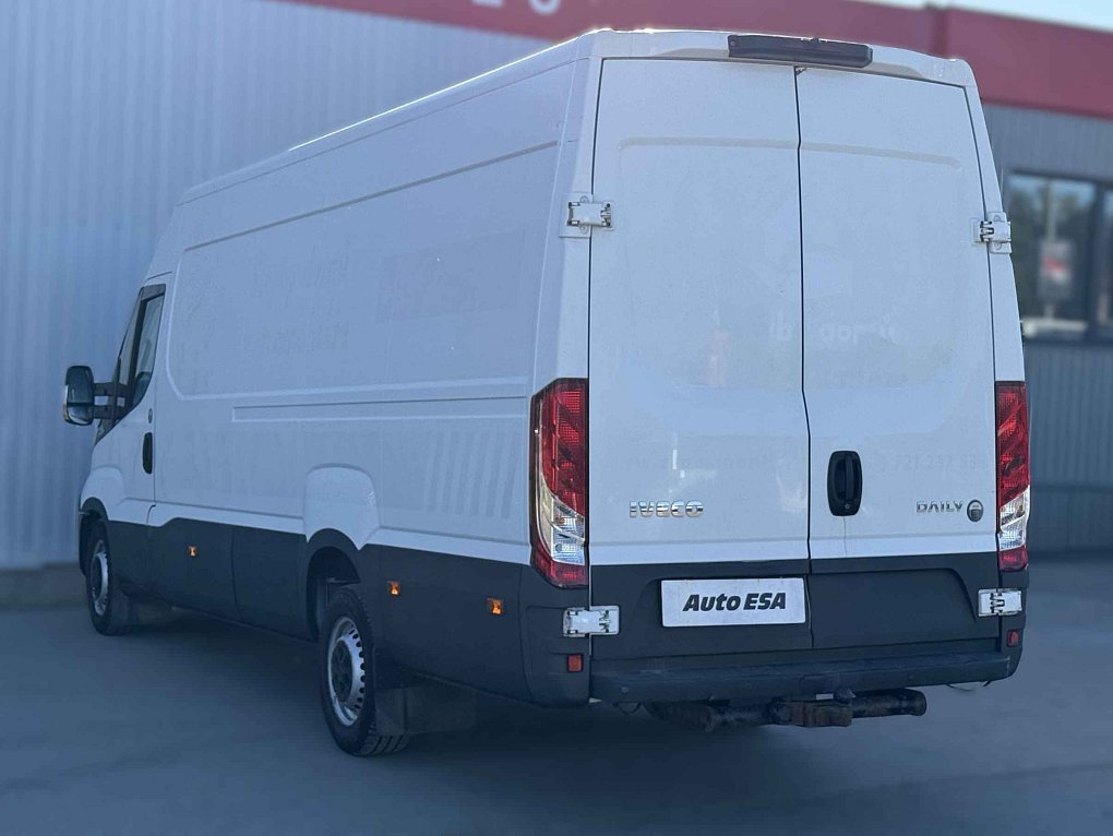 Iveco Daily 3.0HPi  L4 35S18