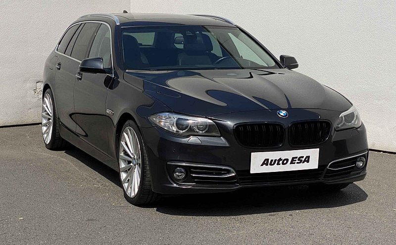 BMW Řada 5 3.0 D LuxuryLine 530D