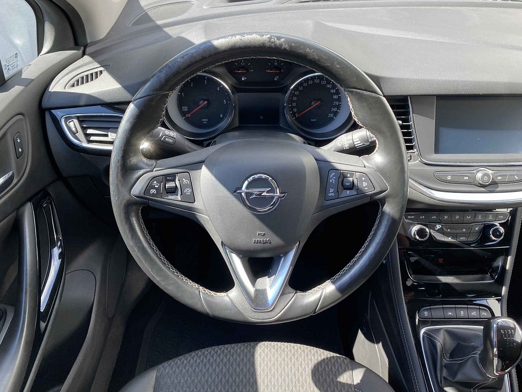Opel Astra 1.6 CDTi 