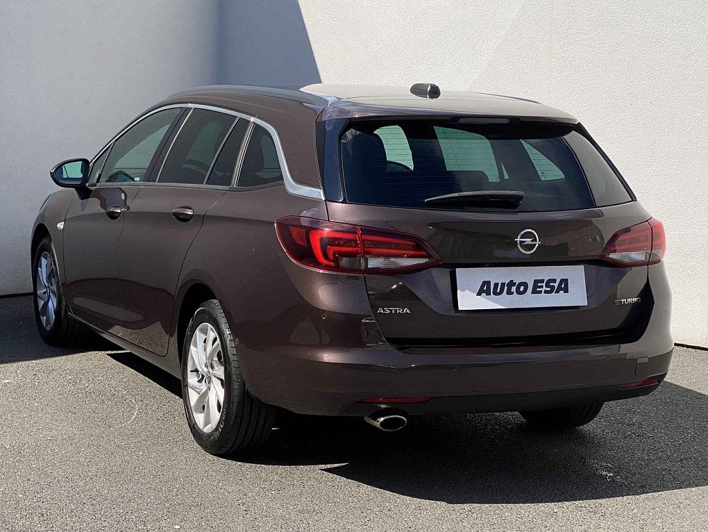 Opel Astra 1.6 CDTi 