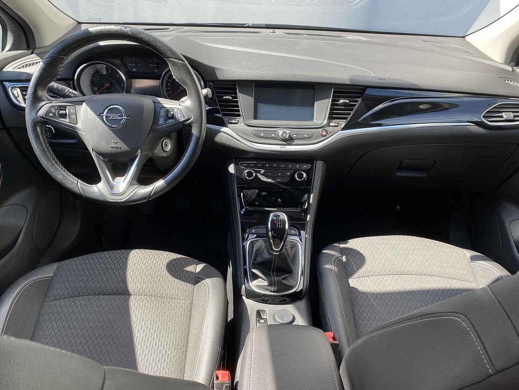 Opel Astra 1.6 CDTi 