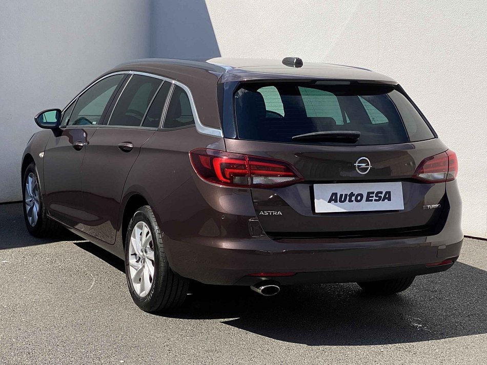 Opel Astra 1.6 CDTi 