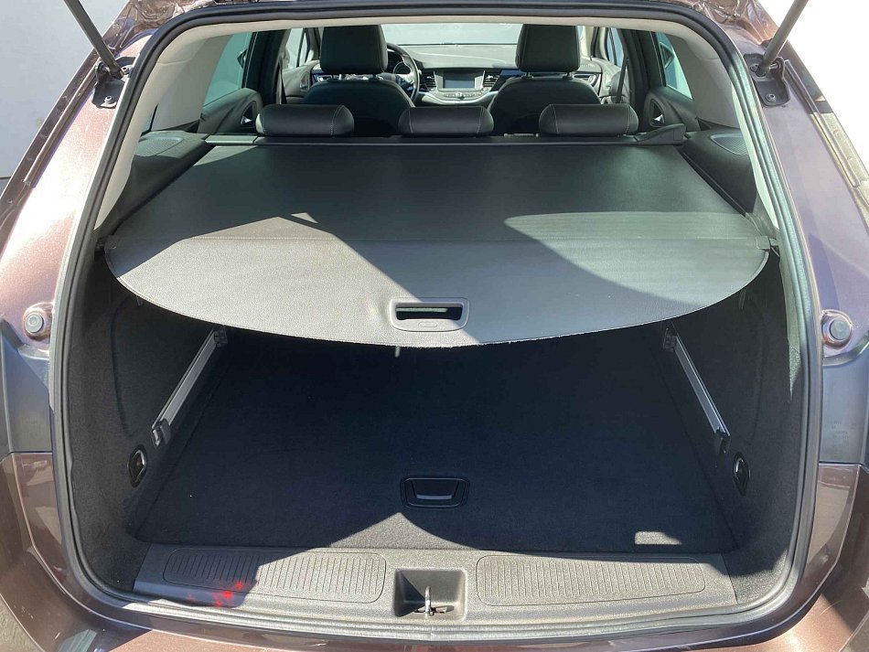 Opel Astra 1.6 CDTi 