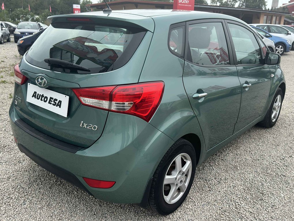 Hyundai Ix20 1.4i 