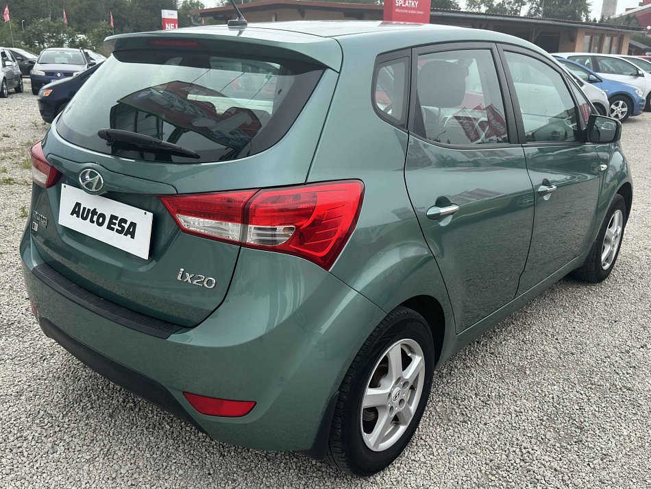 Hyundai Ix20 1.4i 