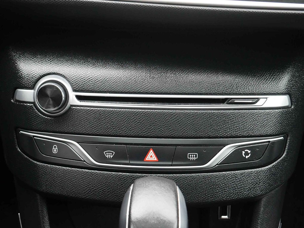 Peugeot 308 2.0 HDi 