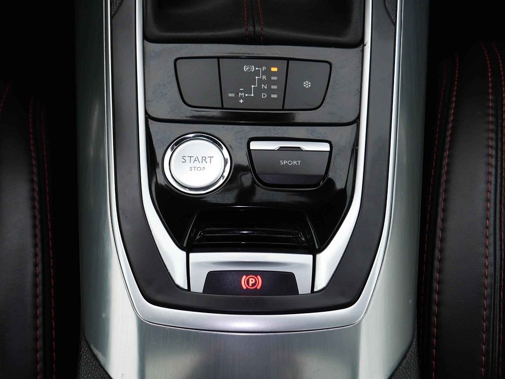Peugeot 308 2.0 HDi 