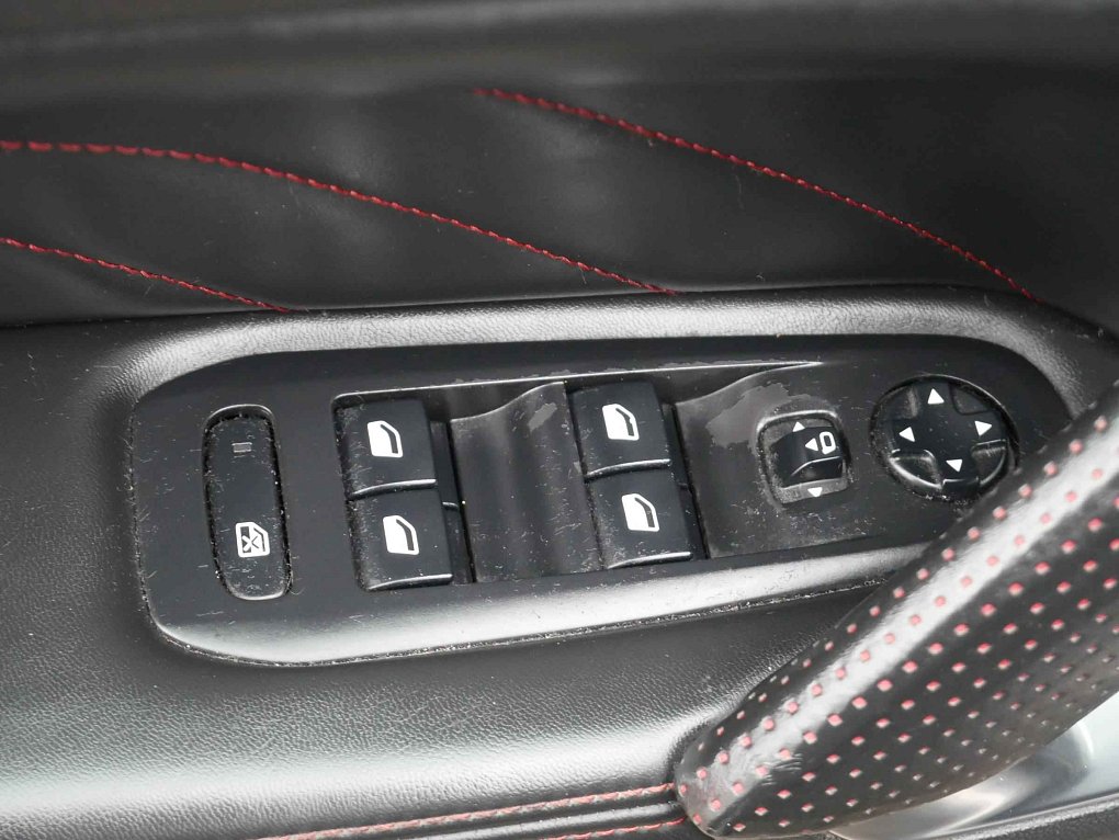 Peugeot 308 2.0 HDi 