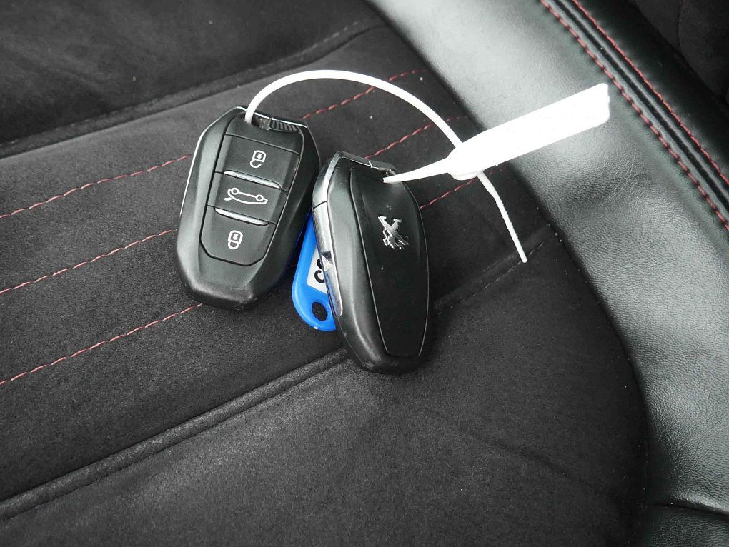 Peugeot 308 2.0 HDi 