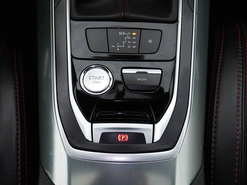 Peugeot 308 2.0 HDi 