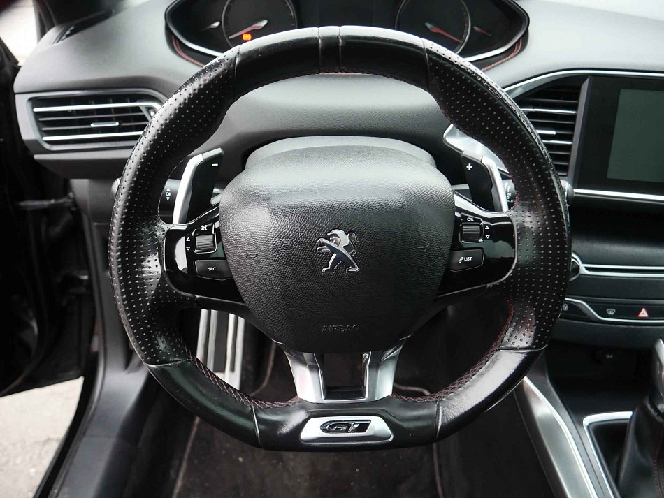Peugeot 308 2.0 HDi 