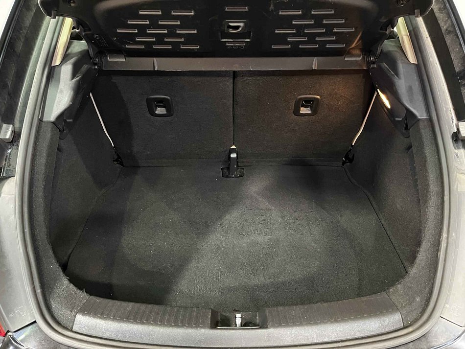 Volkswagen Beetle 1.6 TDi 