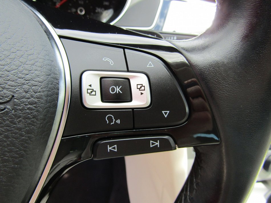 Volkswagen Passat 1.4TSi 