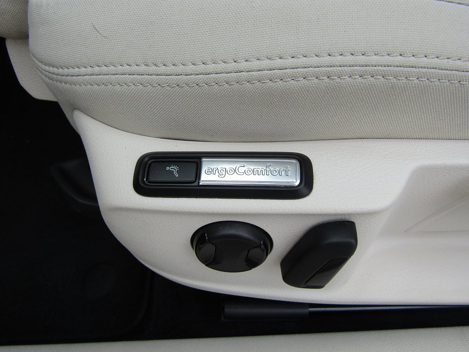Volkswagen Passat 1.4TSi 