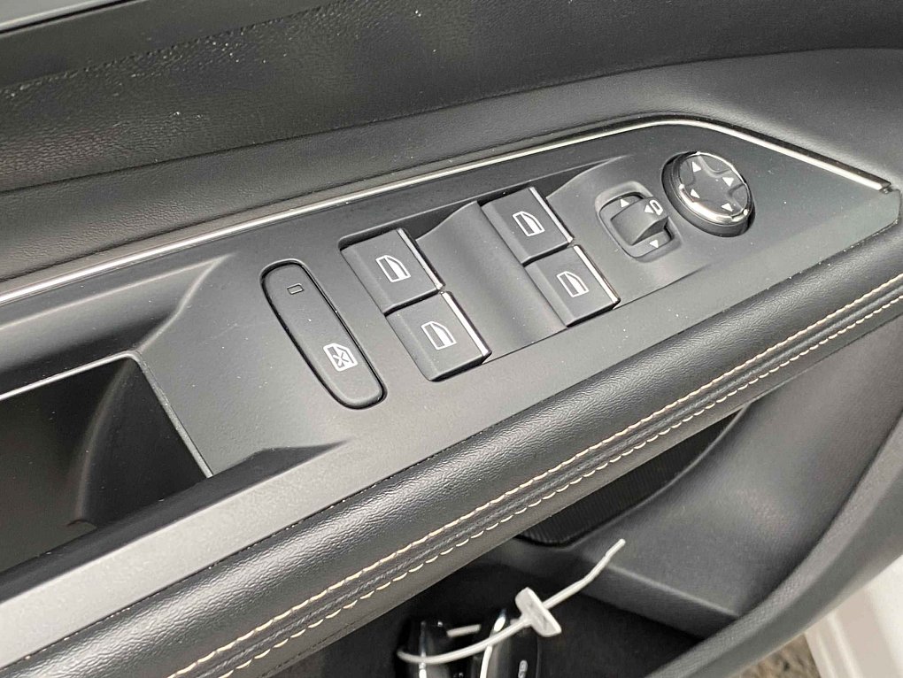 Peugeot 5008 1.2 PT GT