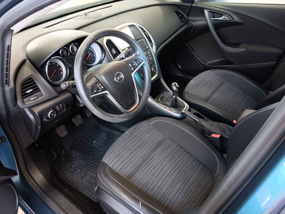 Opel Astra 1.4T 
