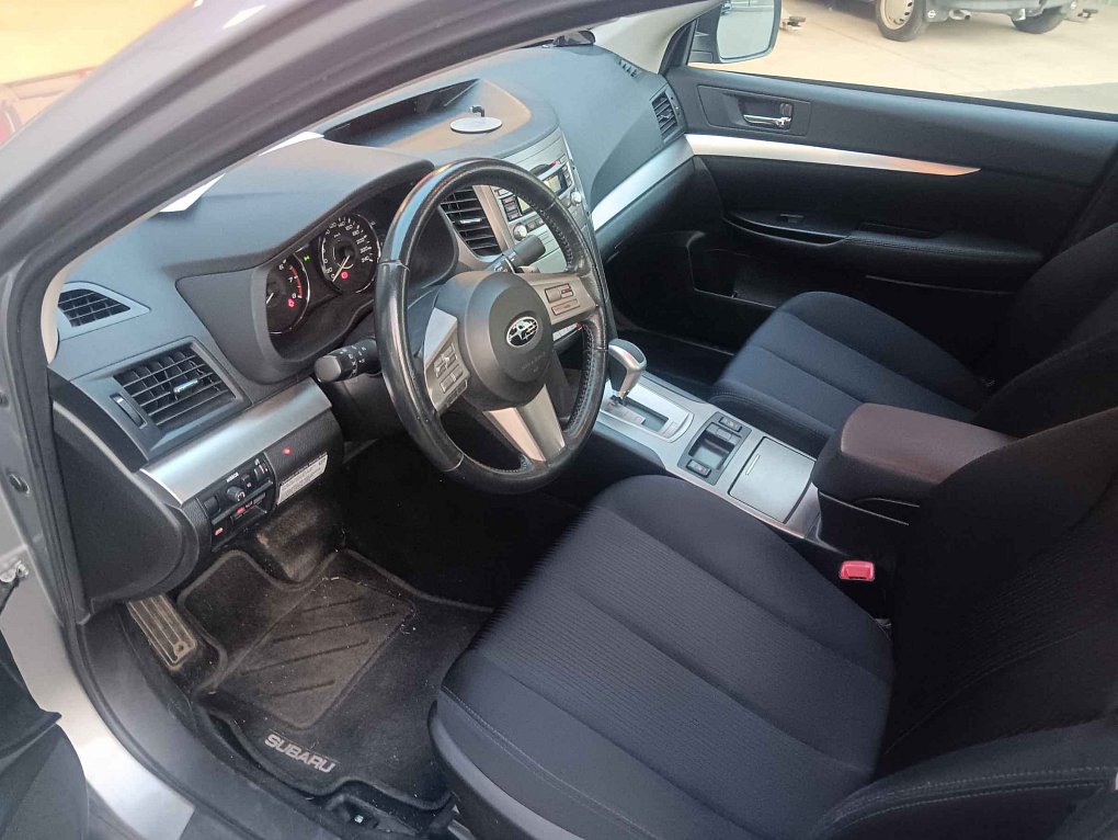 Subaru Legacy 2.5i  4x4
