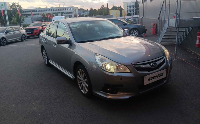 Subaru Legacy 2.5i  4x4