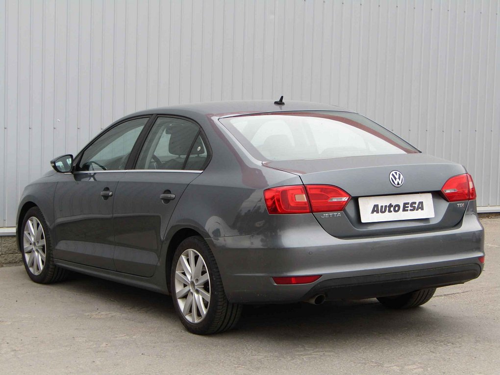 Volkswagen Jetta 1.6 TDi 